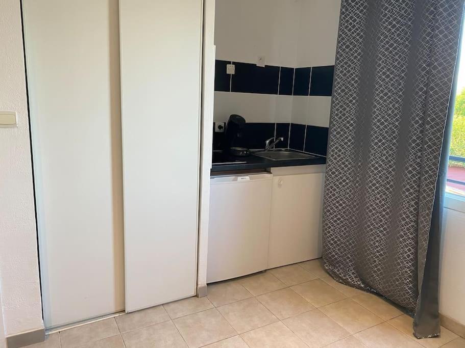 אביניון Charmant Studio De 23M2 מראה חיצוני תמונה